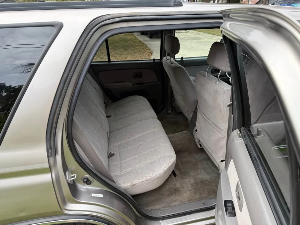 2002 Toyota 4Runner 3rd Gen - Image 13 of 15