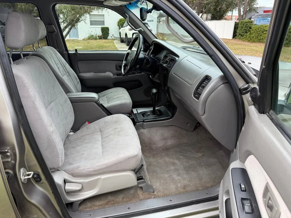 2002 Toyota 4Runner 3rd Gen - Image 11 of 15