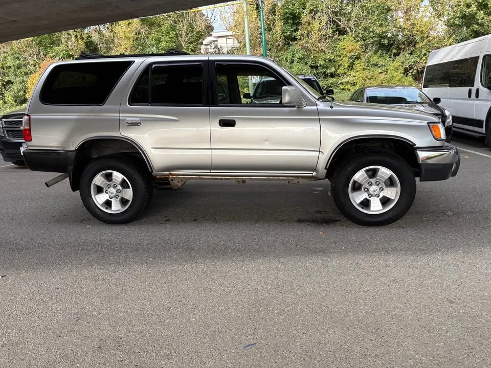 2002 Toyota 4Runner 3rd Gen - Image 7 of 19