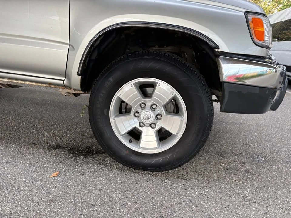 2002 Toyota 4Runner 3rd Gen - Image 8 of 19