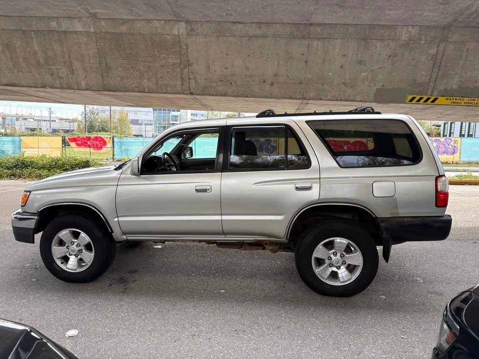 2002 Toyota 4Runner 3rd Gen - Image 4 of 19