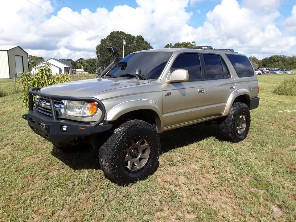 2002 Toyota 4Runner 3rd Gen - Image 2 of 20