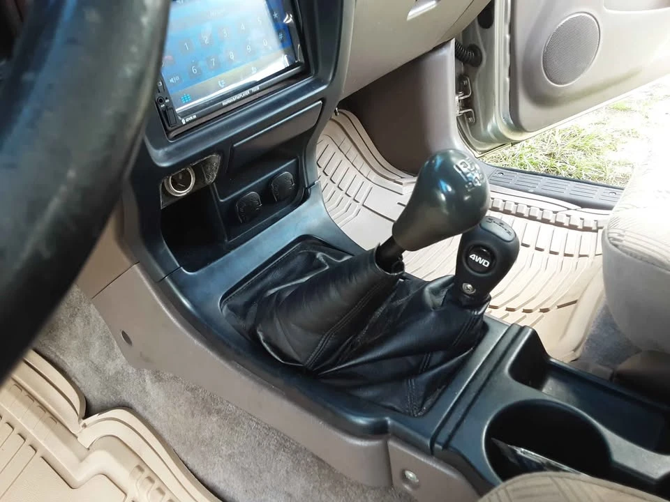 2002 Toyota 4Runner 3rd Gen - Image 9 of 19
