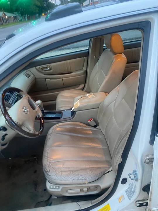 2002 Toyota Avalon 2nd Gen - Image 6 of 7