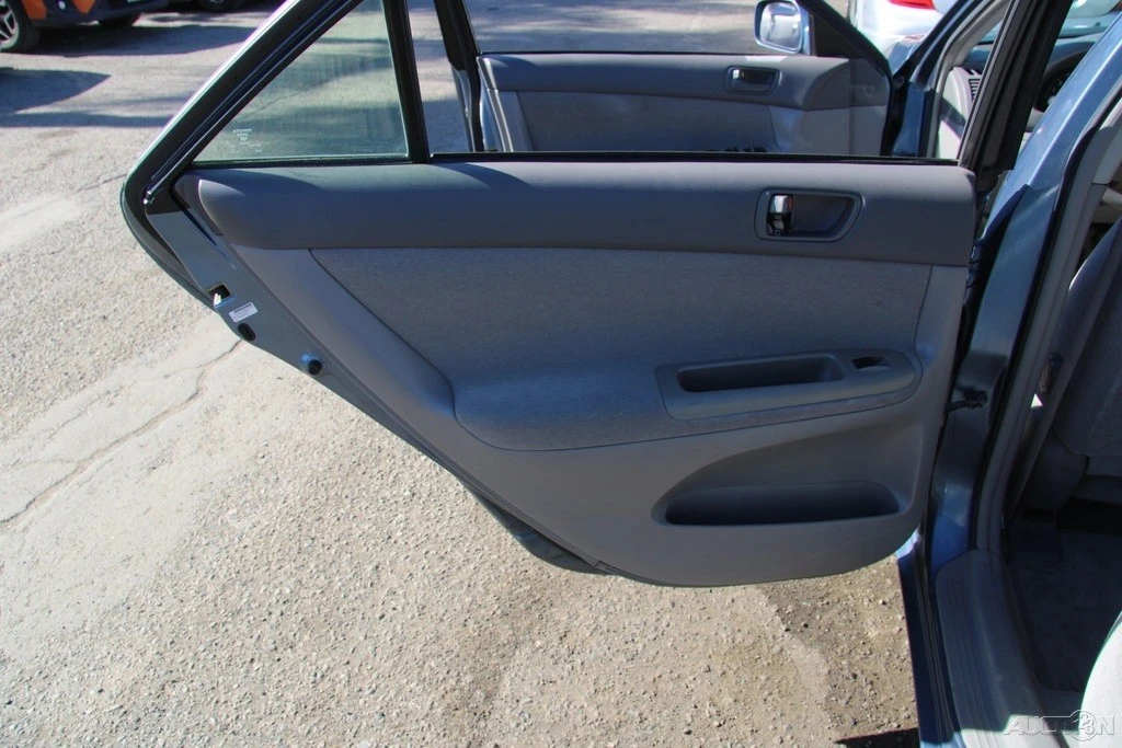 2002 Toyota Camry 5th Gen - Image 17 of 21