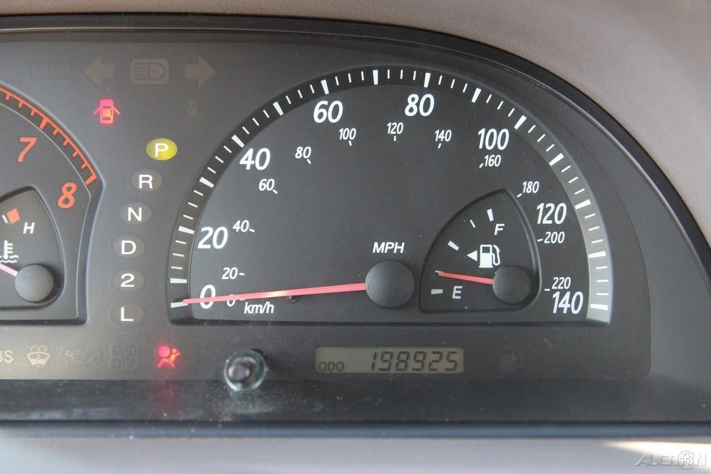 2002 Toyota Camry 5th Gen - Image 14 of 21