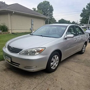 2002 Toyota Camry LE Sedan 4D
