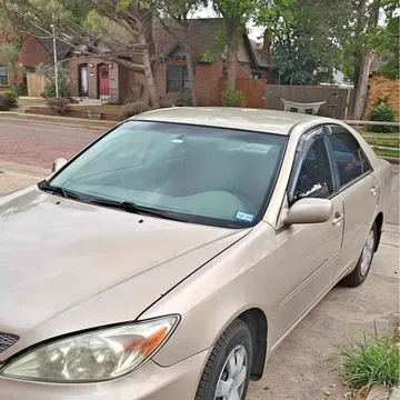 2002 Toyota Camry LE Sedan 4D