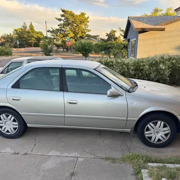 2002 Toyota Camry SE Sedan 4D