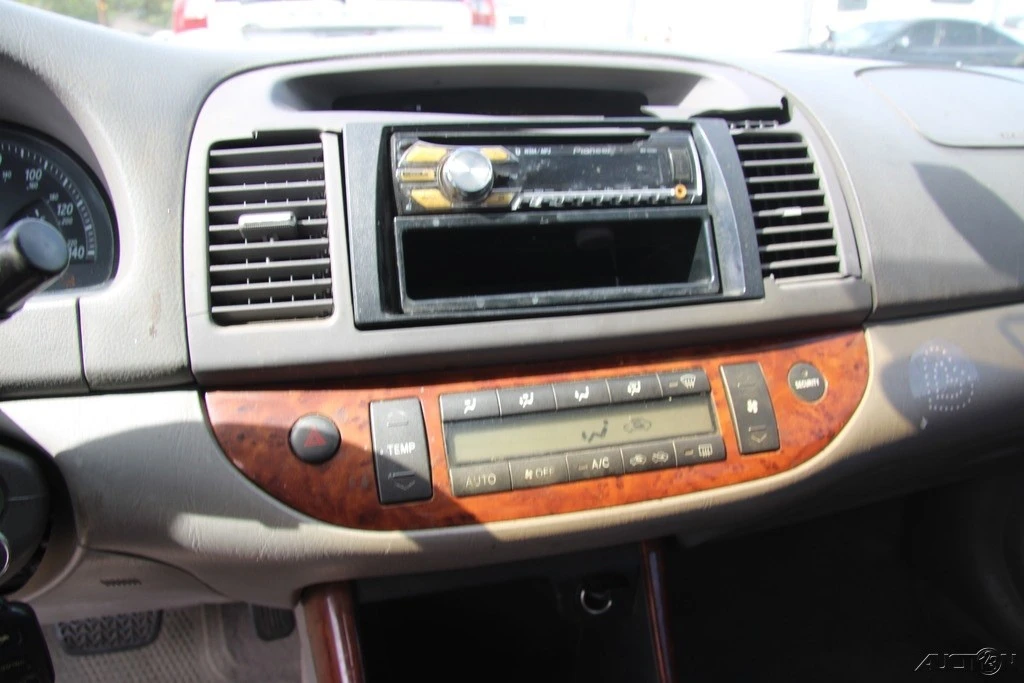 2002 Toyota Camry 5th Gen - Image 18 of 21