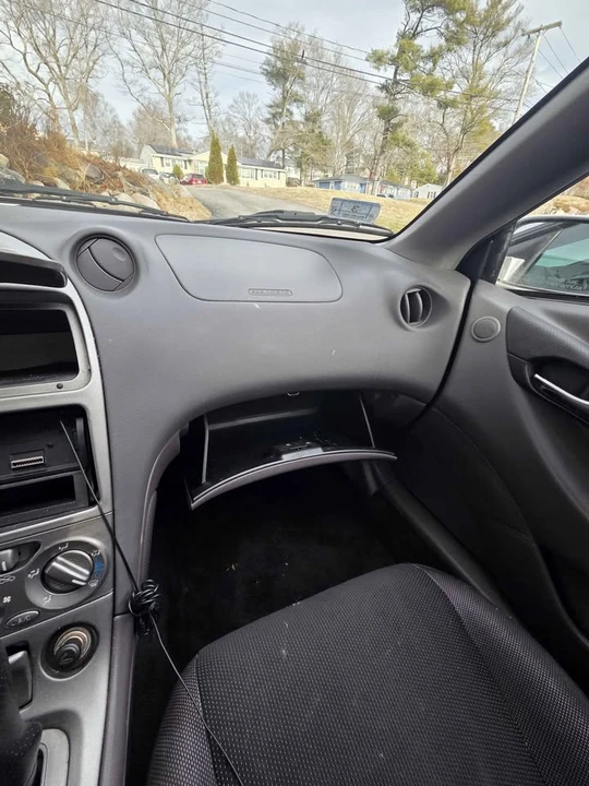 2002 Toyota Celica 7th Gen - Image 9 of 14