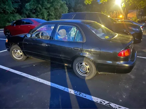 2002 Toyota Corolla LE Sedan 4D