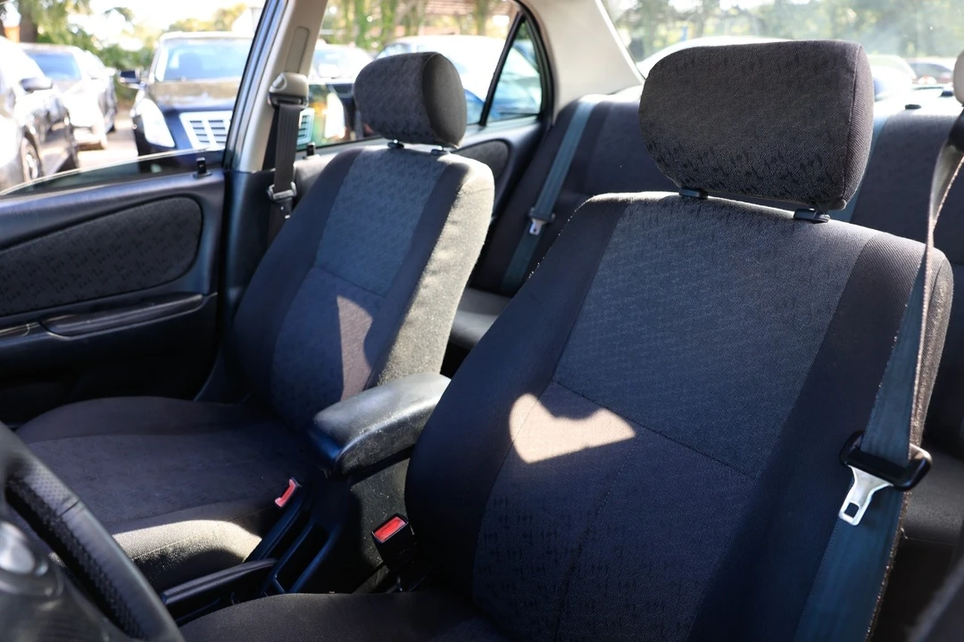 2002 Toyota Corolla 9th Gen - Image 6 of 12