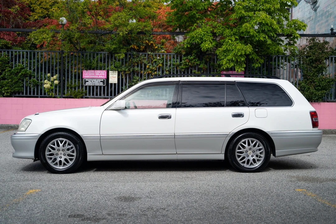 2002 Toyota Crown 11th Gen - Image 9 of 31