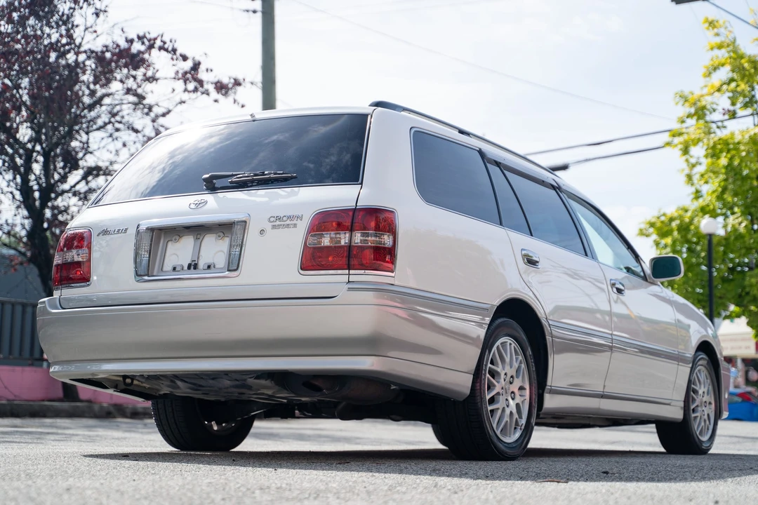 2002 Toyota Crown 11th Gen - Image 17 of 31