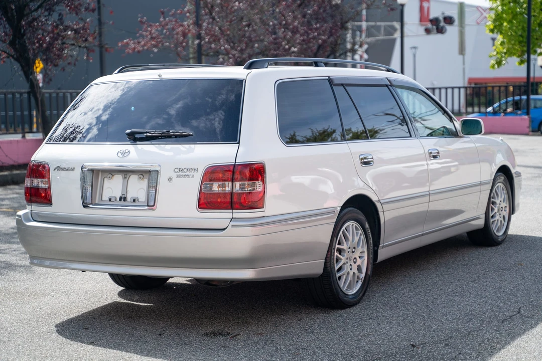 2002 Toyota Crown 11th Gen - Image 18 of 31