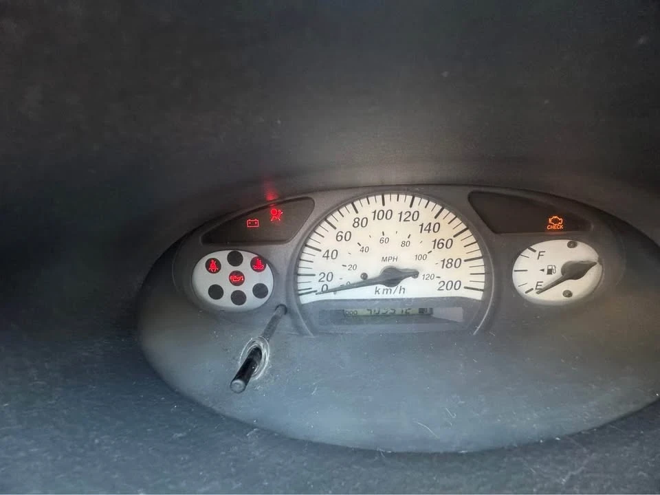 2002 Toyota Echo - Image 9 of 10