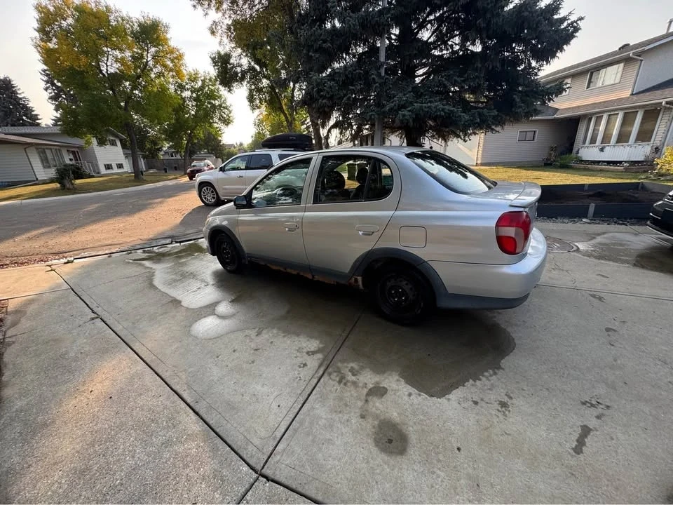 2002 Toyota Echo - Image 3 of 10