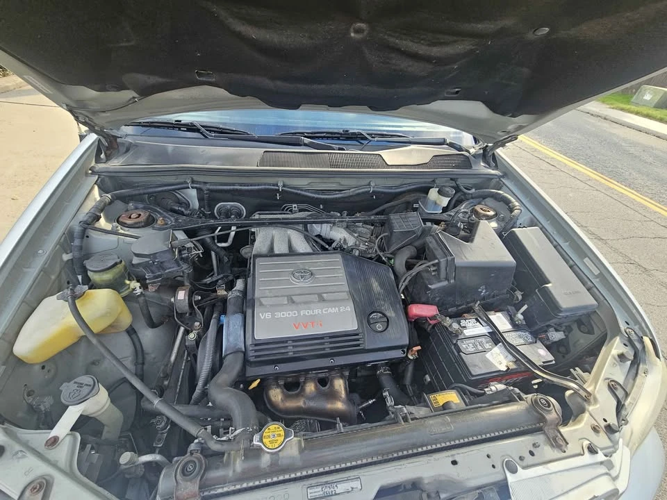 2002 Toyota Highlander - Image 10 of 11