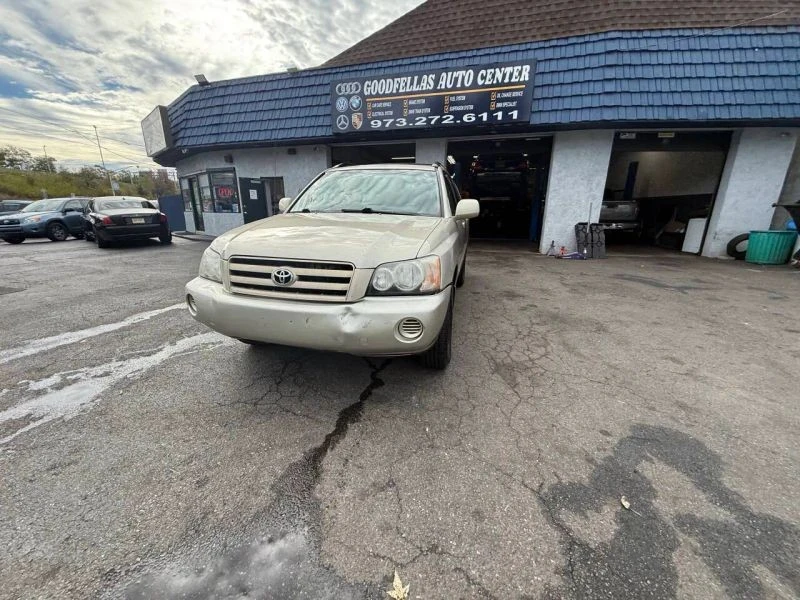 2002 Toyota Highlander - Image 3 of 12