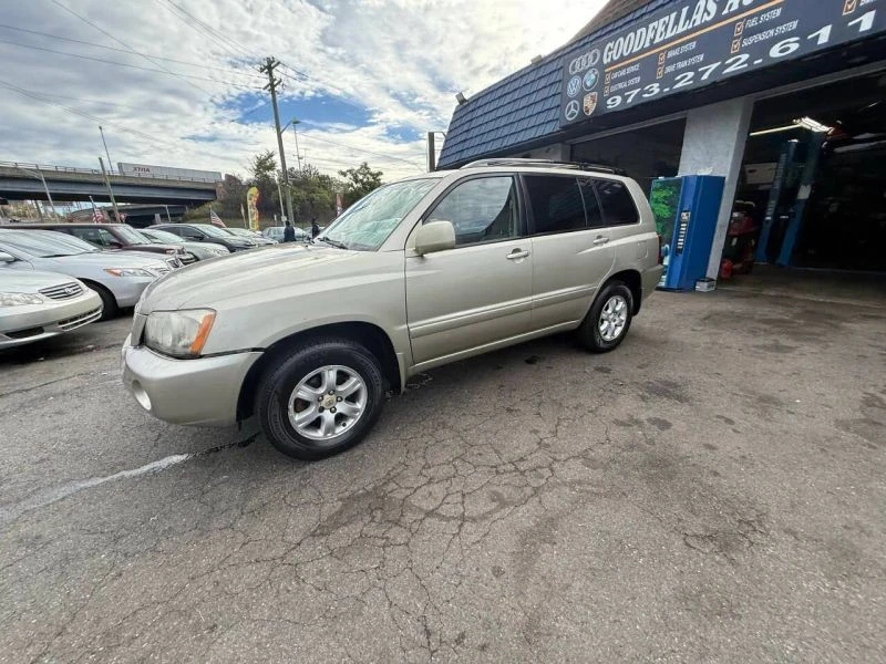 2002 Toyota Highlander - Image 6 of 12