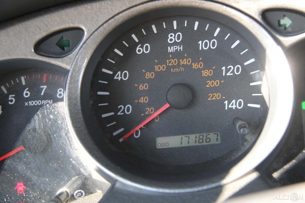 2002 Toyota Highlander - Image 16 of 21