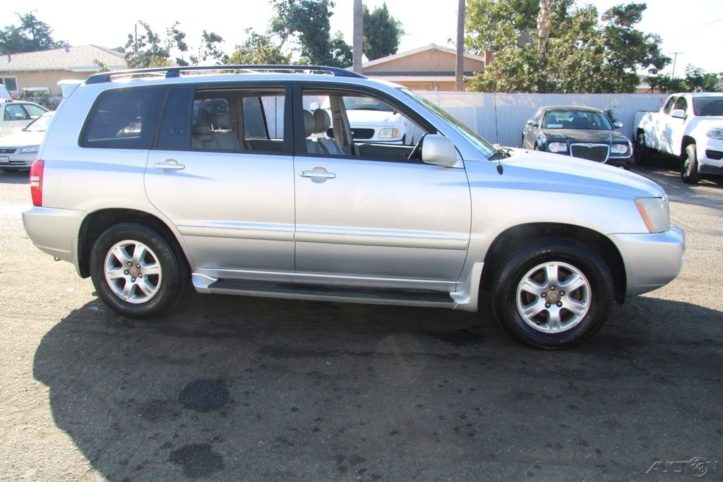 2002 Toyota Highlander - Image 7 of 21