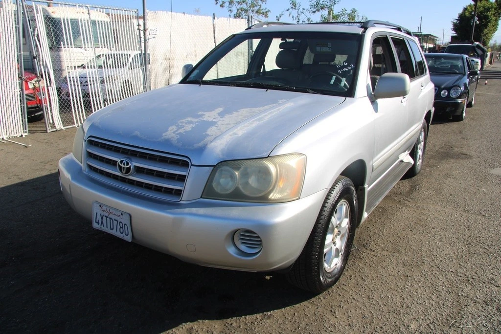 2002 Toyota Highlander - Image 2 of 21