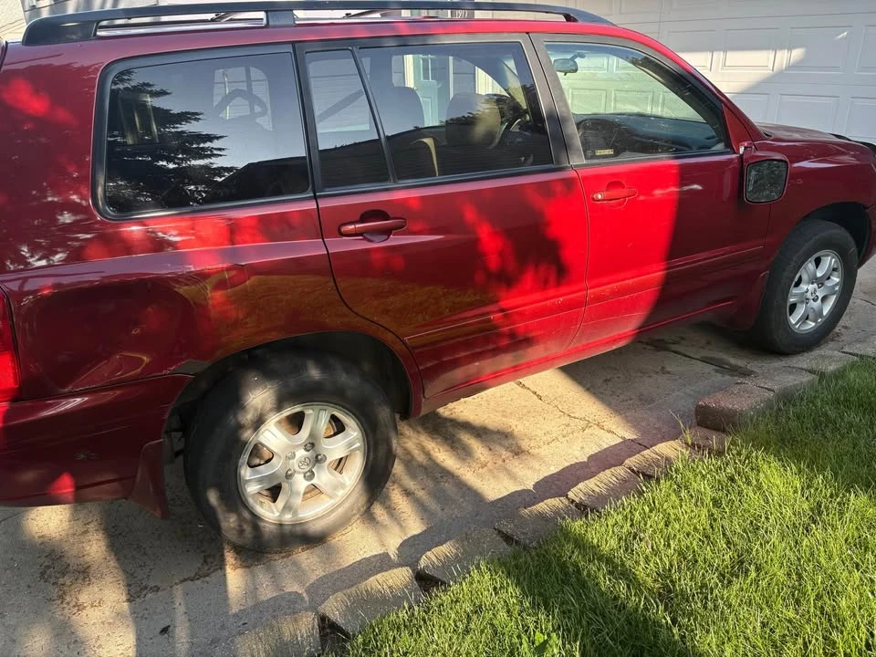 2002 Toyota Highlander - Image 4 of 4