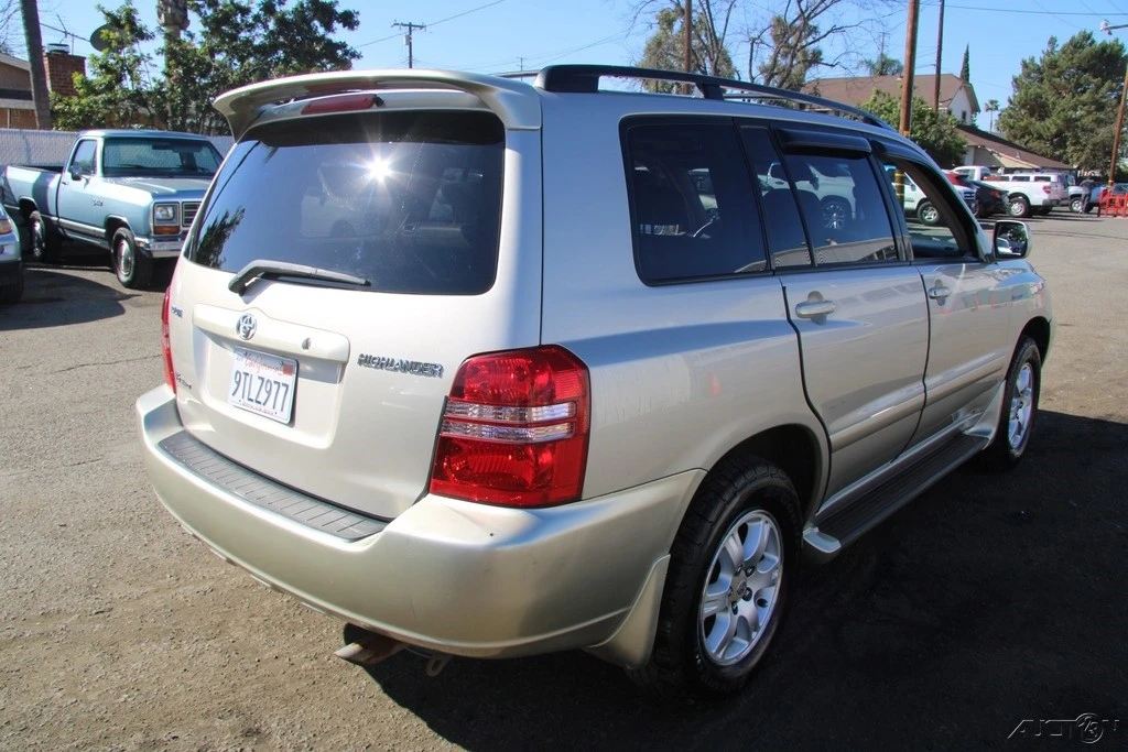 2002 Toyota Highlander - Image 6 of 21