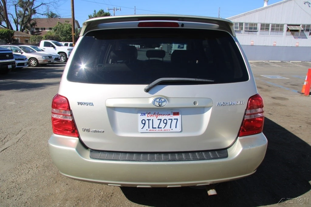 2002 Toyota Highlander - Image 5 of 21