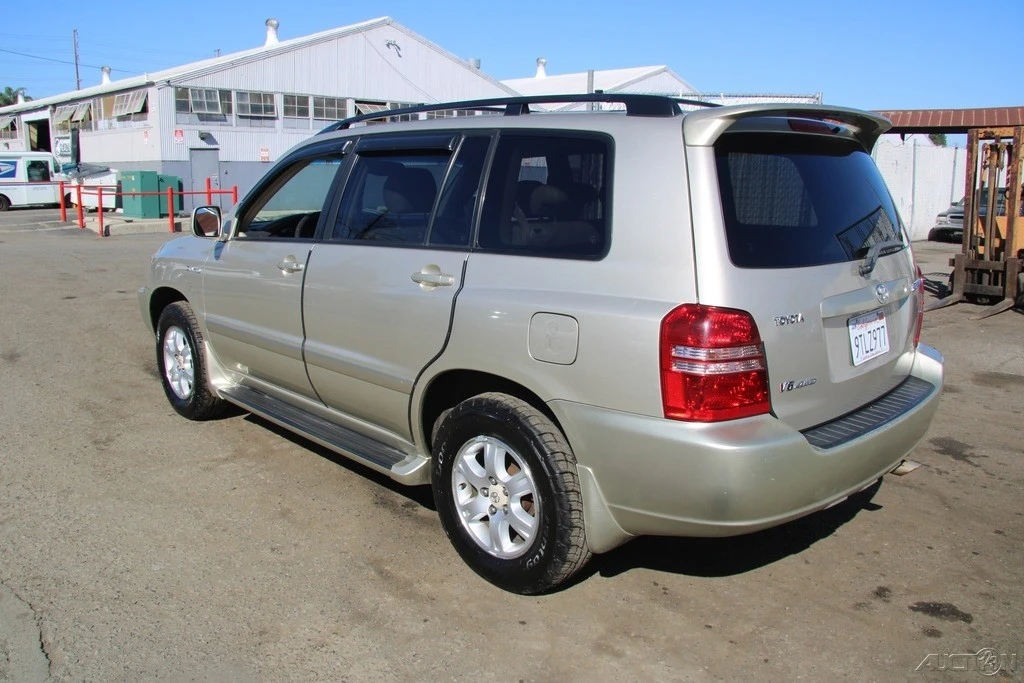 2002 Toyota Highlander - Image 4 of 21