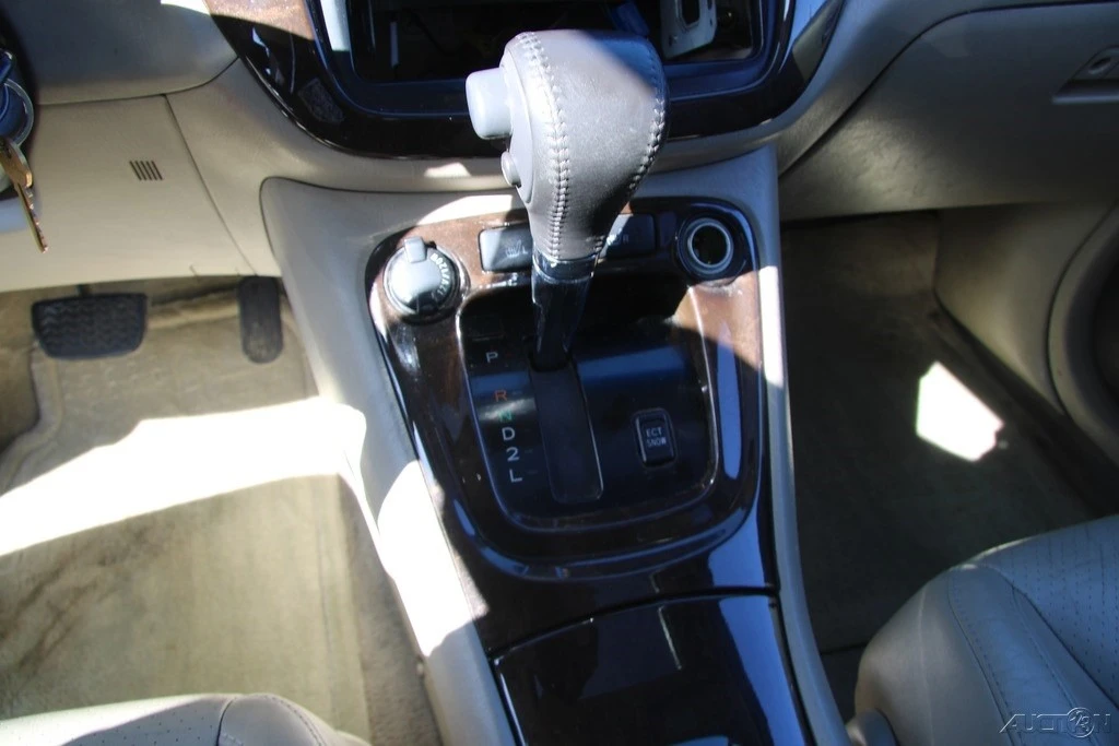2002 Toyota Highlander - Image 18 of 21