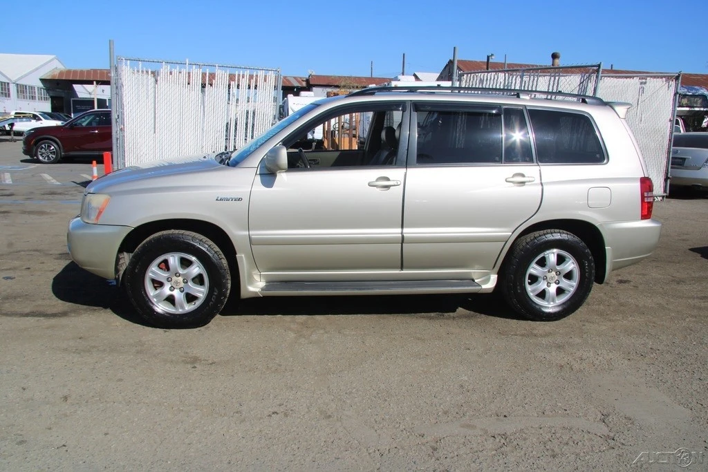 2002 Toyota Highlander - Image 3 of 21