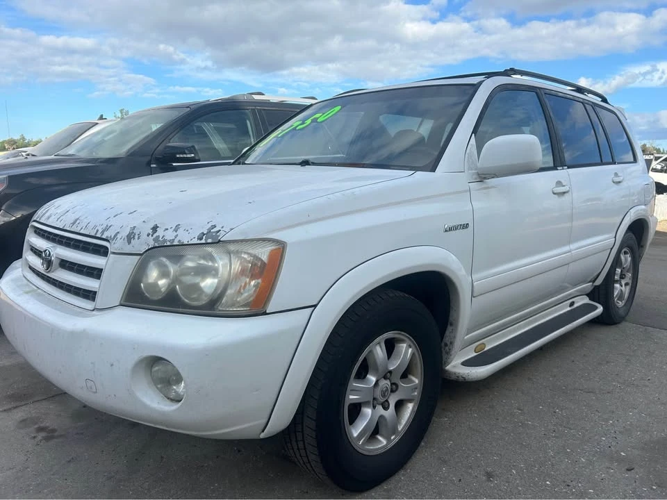 2002 Toyota Highlander - Image 2 of 3