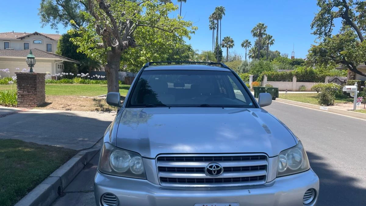 2002 Toyota Highlander - Image 2 of 13