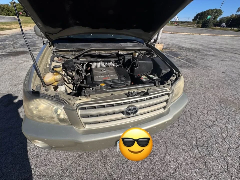 2002 Toyota Highlander - Image 14 of 20