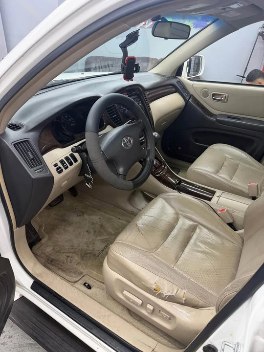 2002 Toyota Highlander - Image 4 of 13