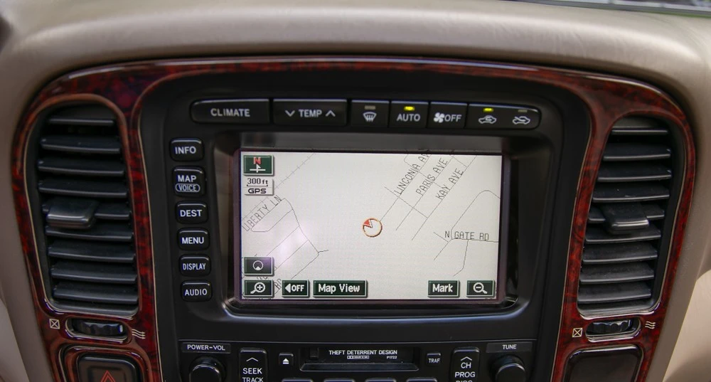 2002 Toyota J100 Land Cruiser - Image 17 of 19
