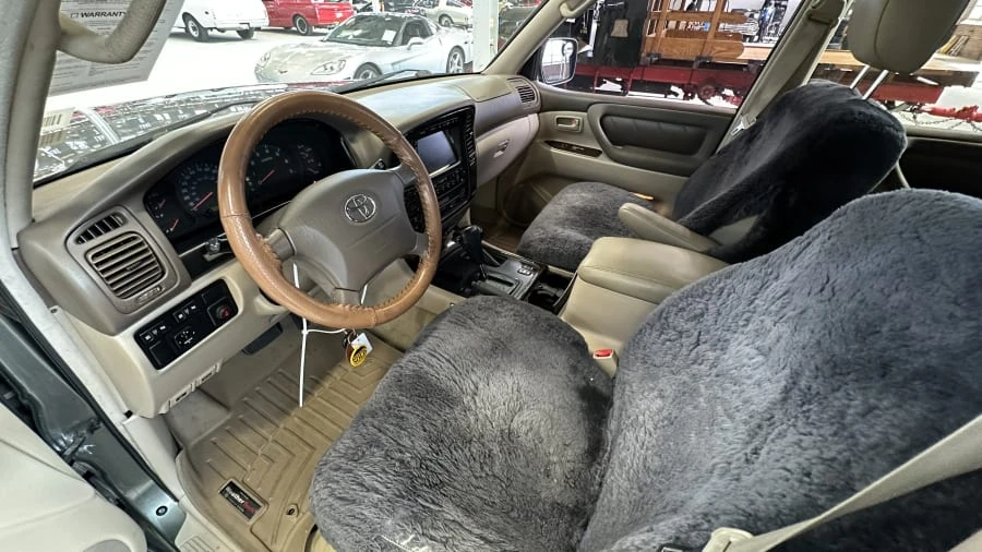 2002 Toyota J100 Land Cruiser - Image 5 of 7