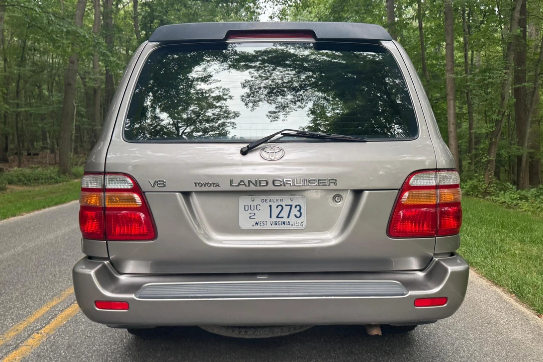 2002 Toyota J100 Land Cruiser - Image 5 of 31