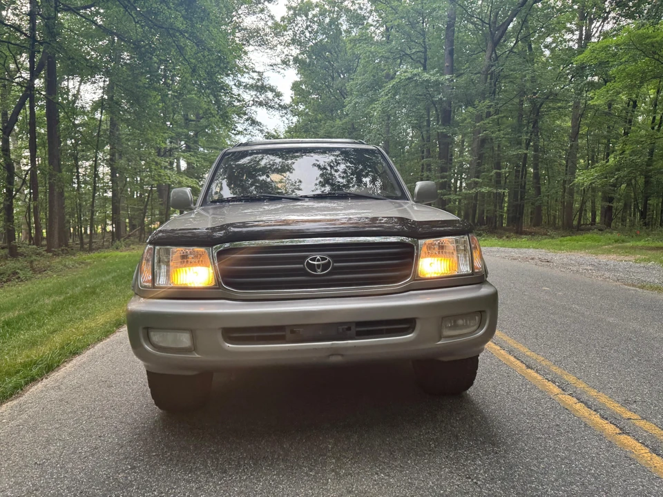 2002 Toyota J100 Land Cruiser - Image 6 of 31