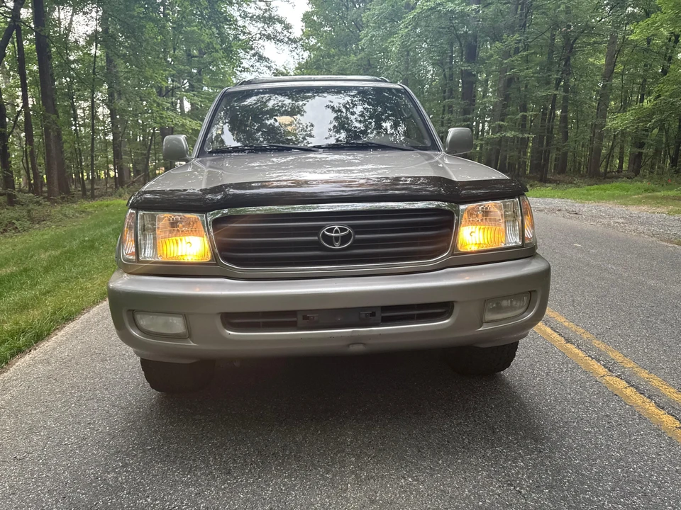 2002 Toyota J100 Land Cruiser - Image 7 of 31