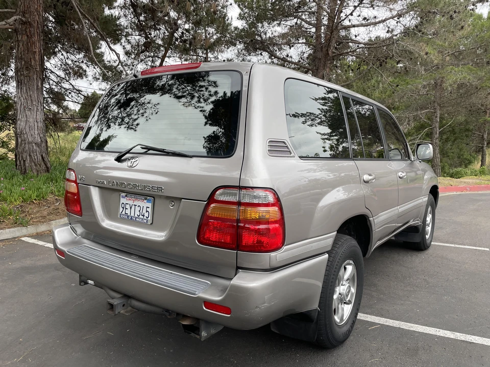 2002 Toyota J70 Land Cruiser - Image 12 of 31