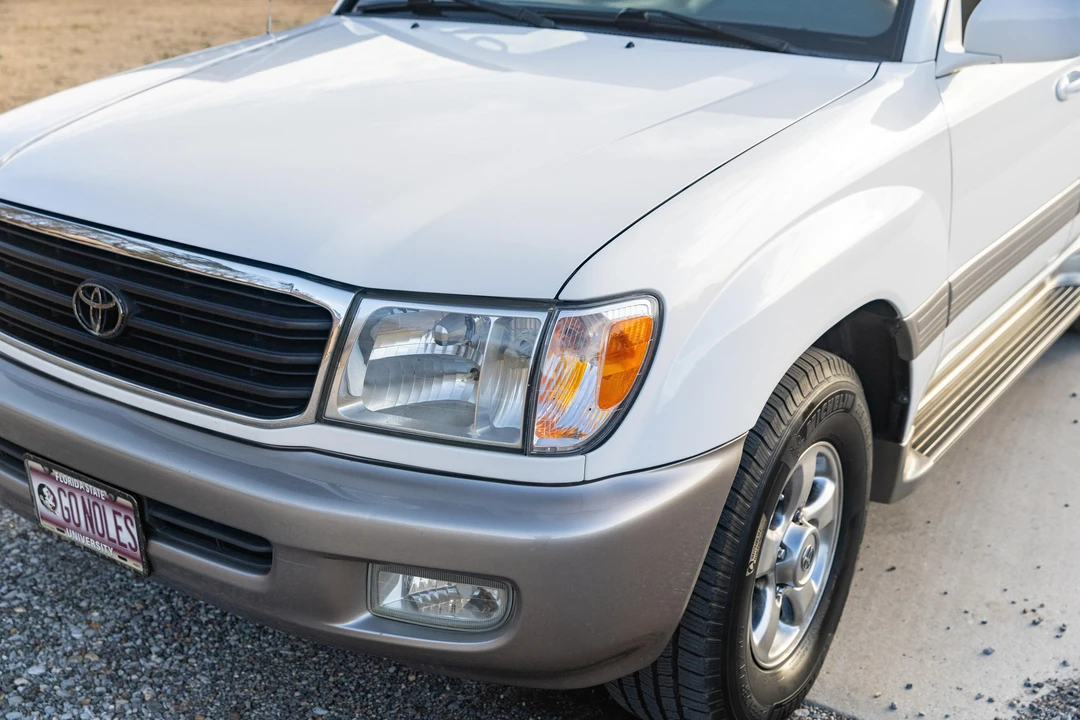 2002 Toyota J100 Land Cruiser - Image 17 of 31