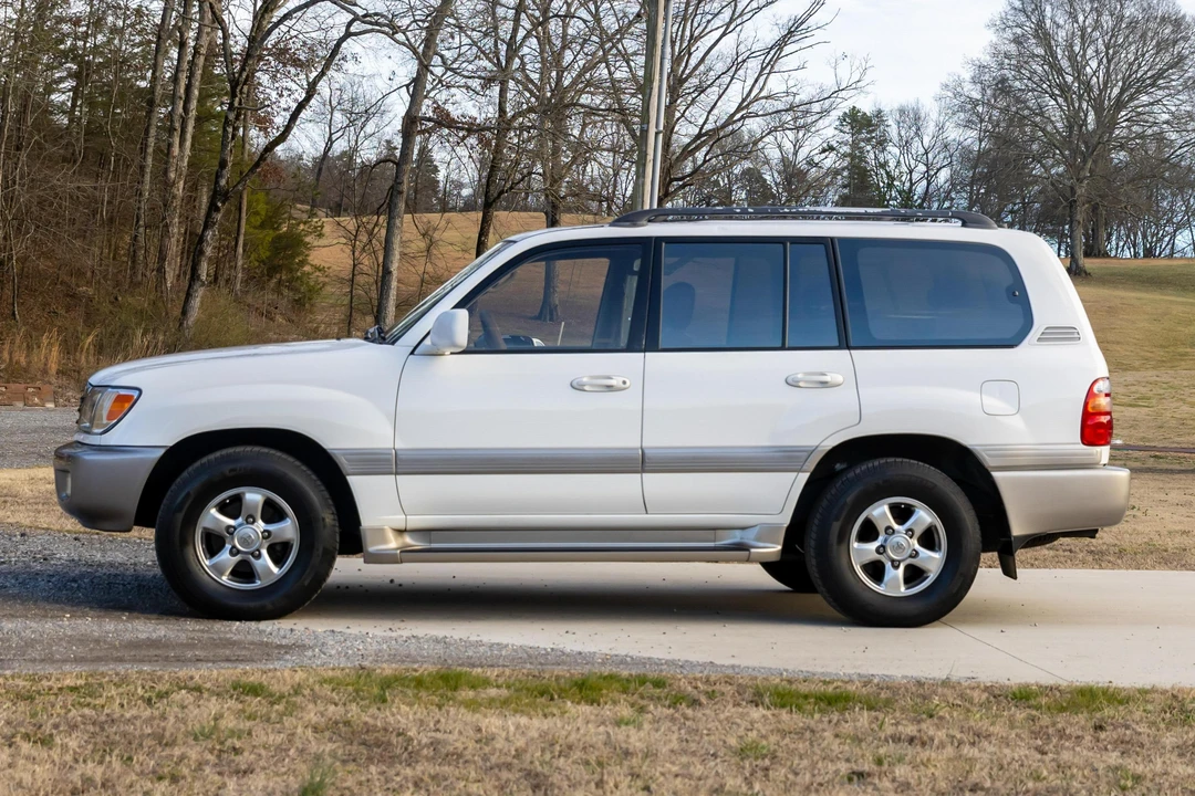 2002 Toyota J100 Land Cruiser - Image 3 of 31