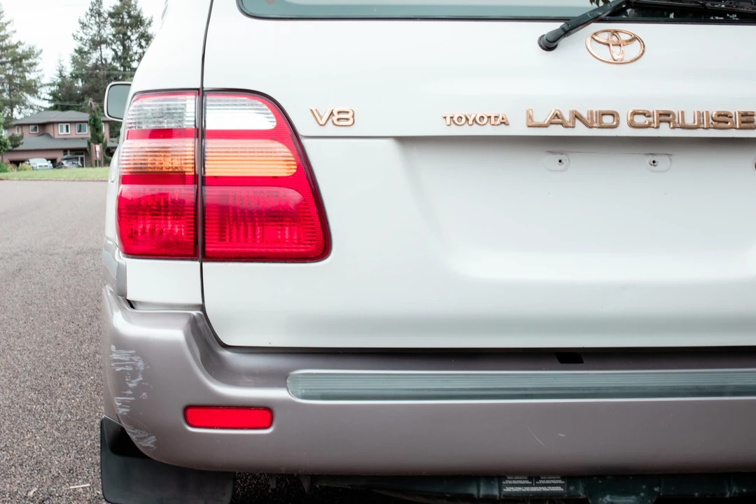 2002 Toyota J100 Land Cruiser - Image 19 of 31