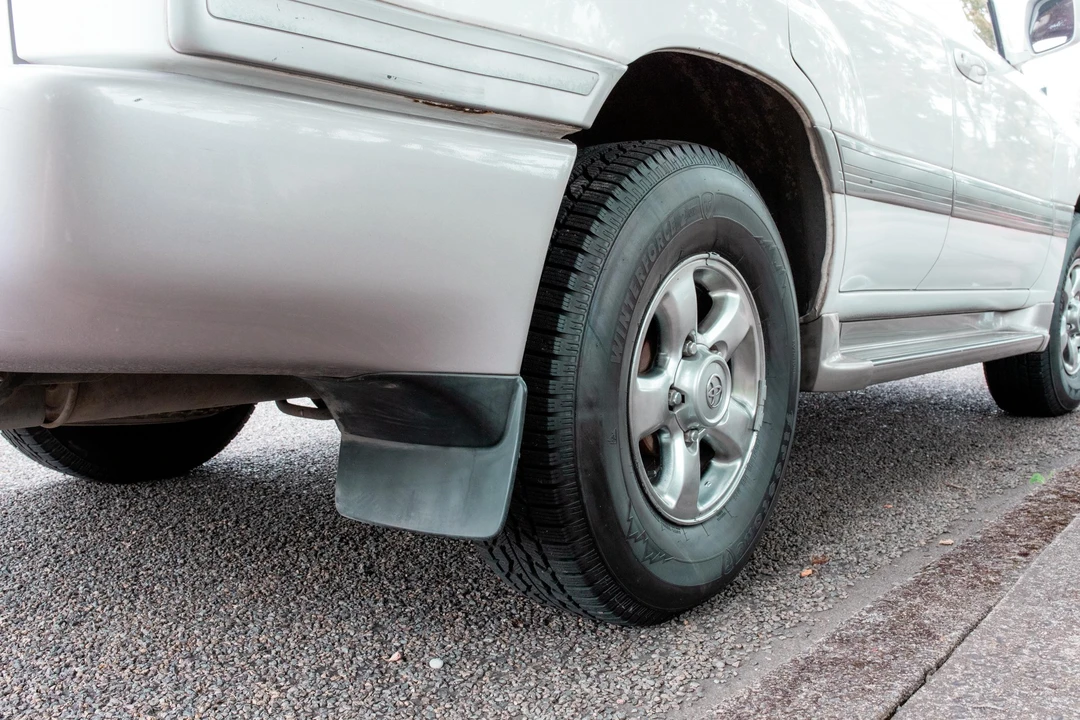2002 Toyota J100 Land Cruiser - Image 26 of 31