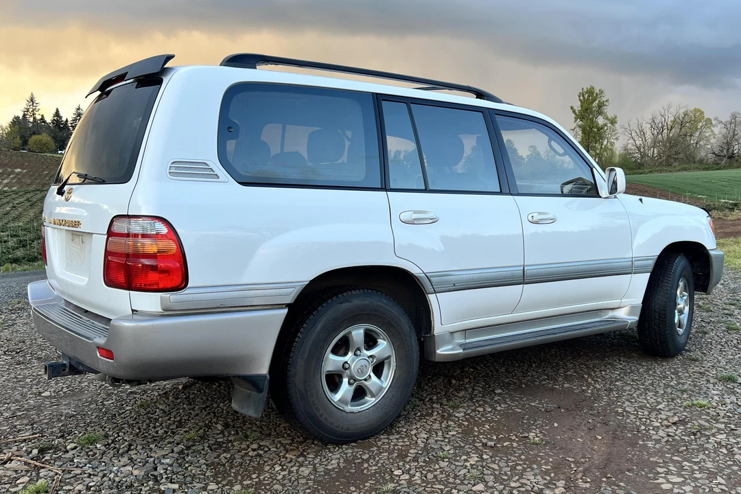 2002 Toyota J100 Land Cruiser - Image 4 of 31