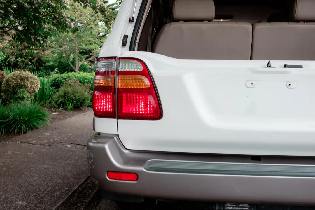 2002 Toyota J100 Land Cruiser - Image 20 of 31